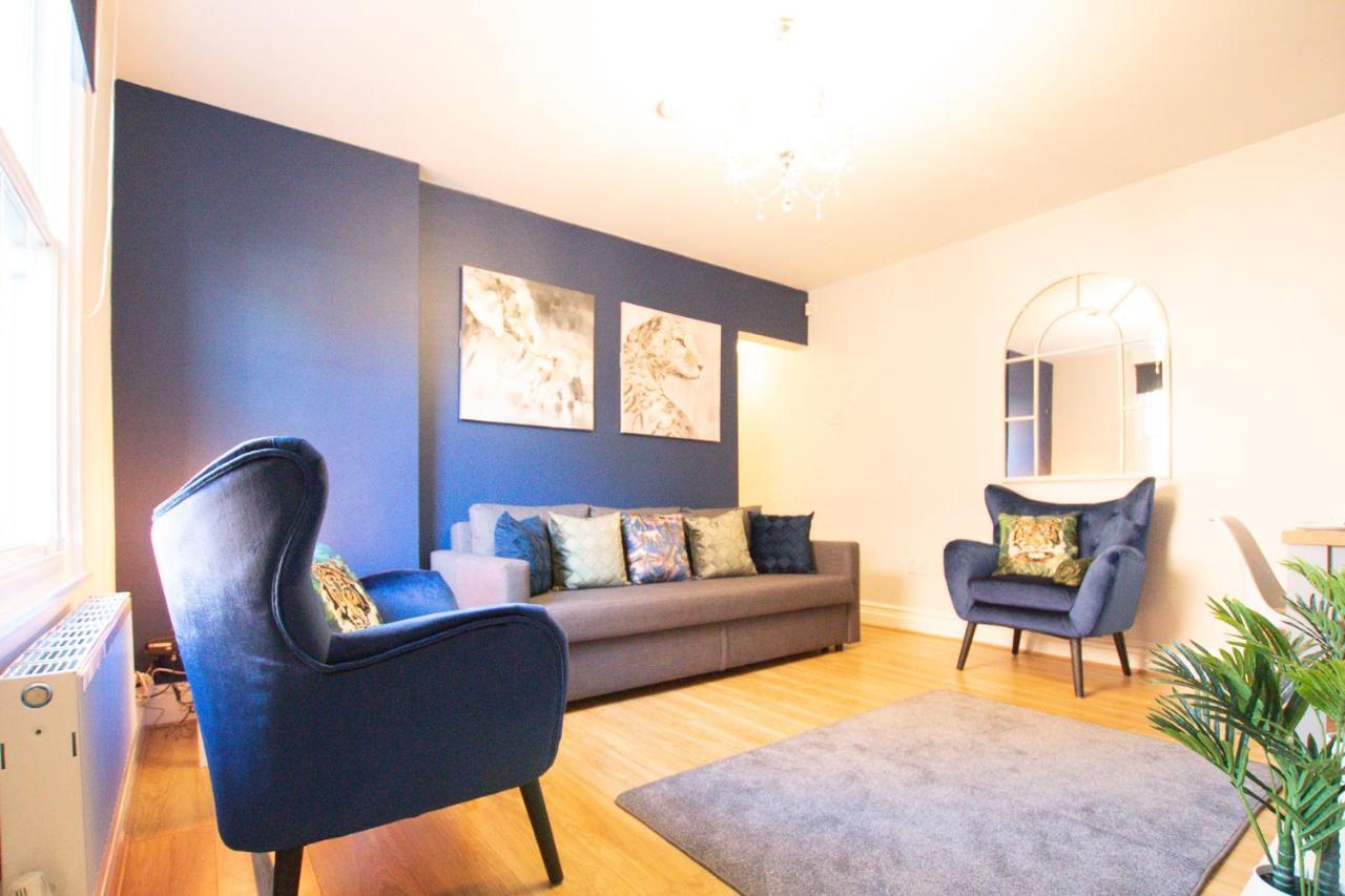 צ'סטר Lord Street - 2 Beautiful Apartments - Sleep Up To 14 Guests - By Rework Accommodation מראה חיצוני תמונה